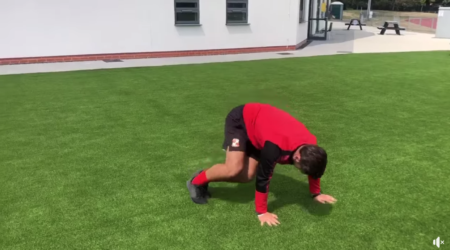 STFC SOCCER SKILLS WEEK 12 DAY 2 - CORE FITNESS: Mitch and Shane will be back every day with a new skill for you to work on from home. Check the video description for your Bronze, Silver and Gold challenges!