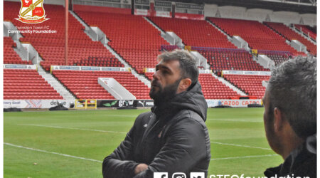 Charlie Austin visits our Holiday Course!